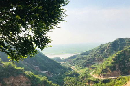 郑州市荥阳市万宝山生态陵园园区环境图