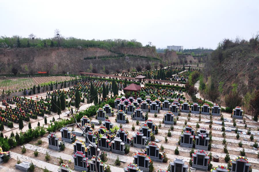 郑州市荥阳市邙山陵园墓区环境图
