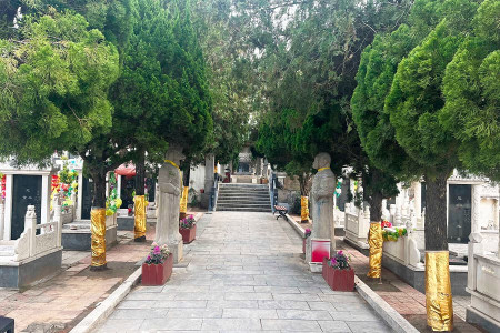 郑州市荥阳市青龙岗纪念园墓区环境图