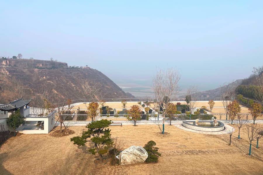 郑州市荥阳市黄河纪念公园园区环境图