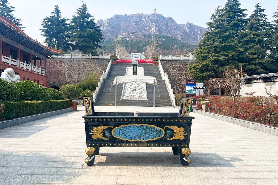 始祖山陵园